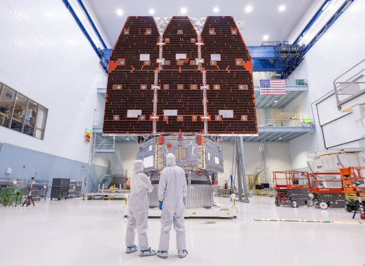 La NASA lanza el telescopio espacial más reciente en una misión para explorar el universo oculto