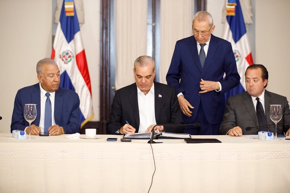 Abinader entregará títulos de parques nacionales al Estado como legado histórico