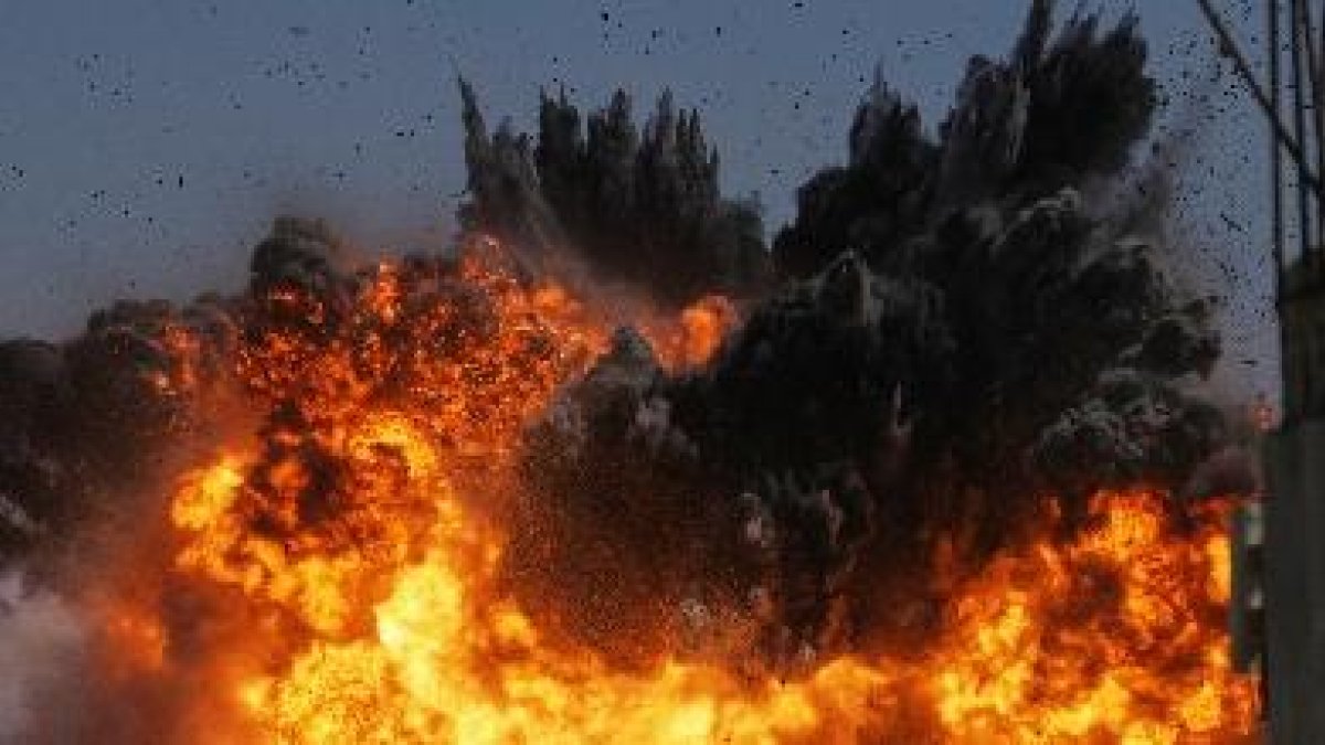 Guerra EEUU planea vender bombas potentes de 907 kilos a Israel