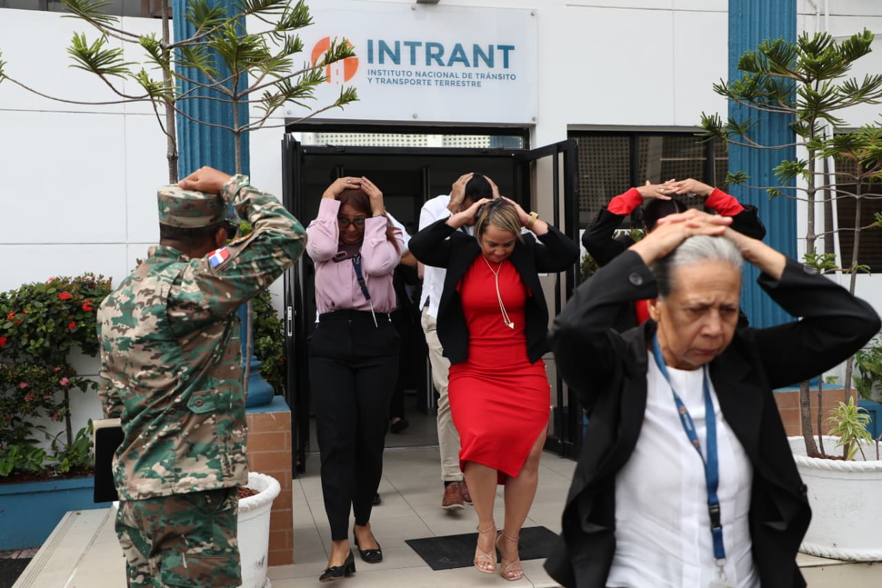 Intrant evacúa sus instalaciones en 1 minuto y 35 segundos durante simulacro nacional de terremoto