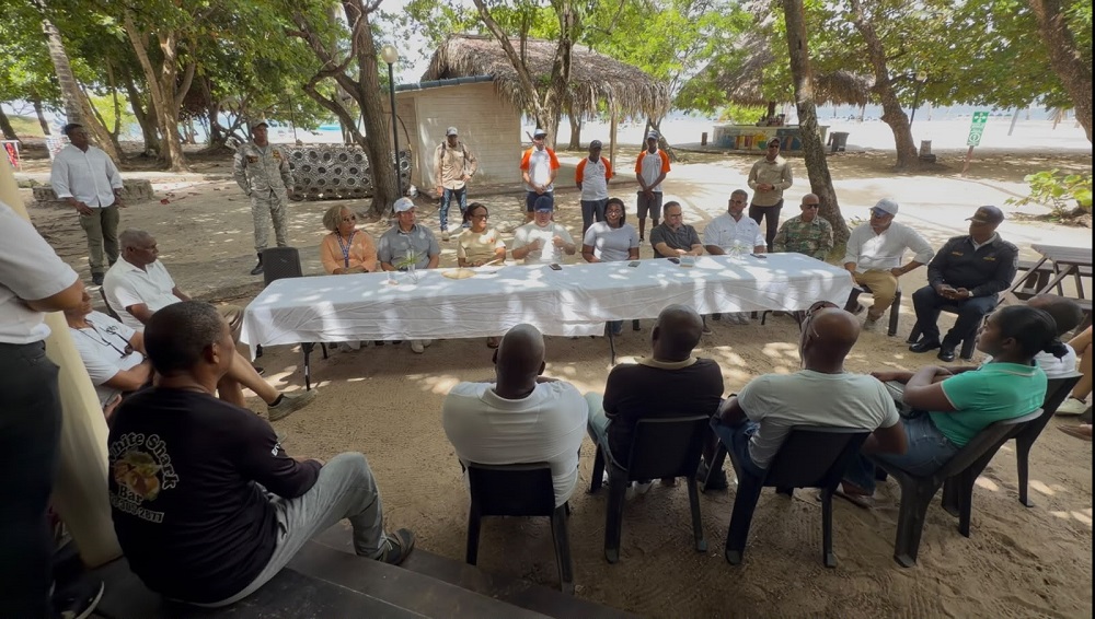 Alejandro Campos anuncia reparación del muelle de Cayo Levantado en Samaná
