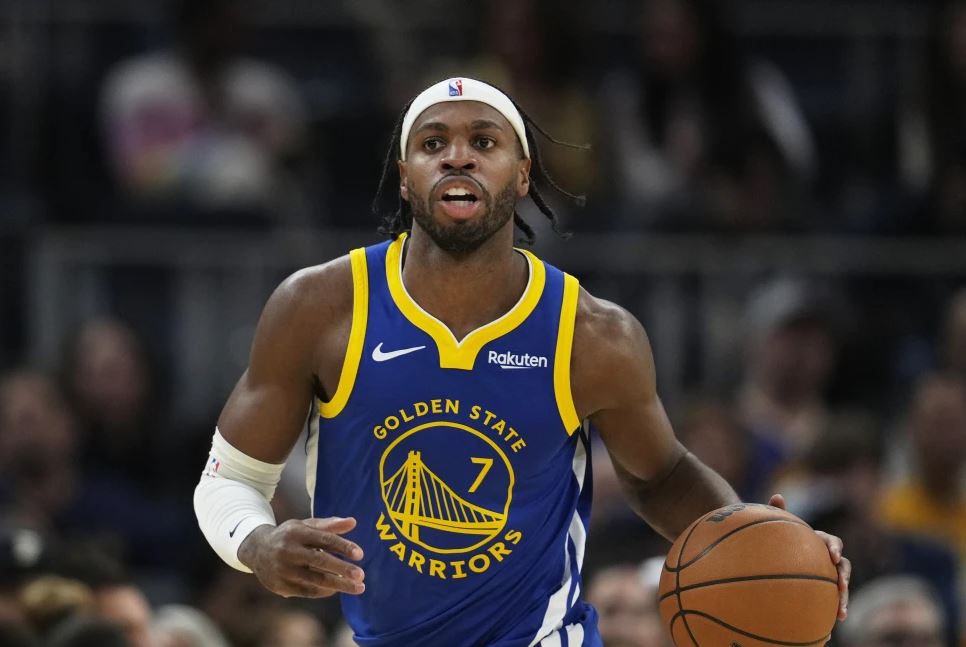 Bulls adquieren a Buddy Hield en canje con Hornets por Rob Dillingham