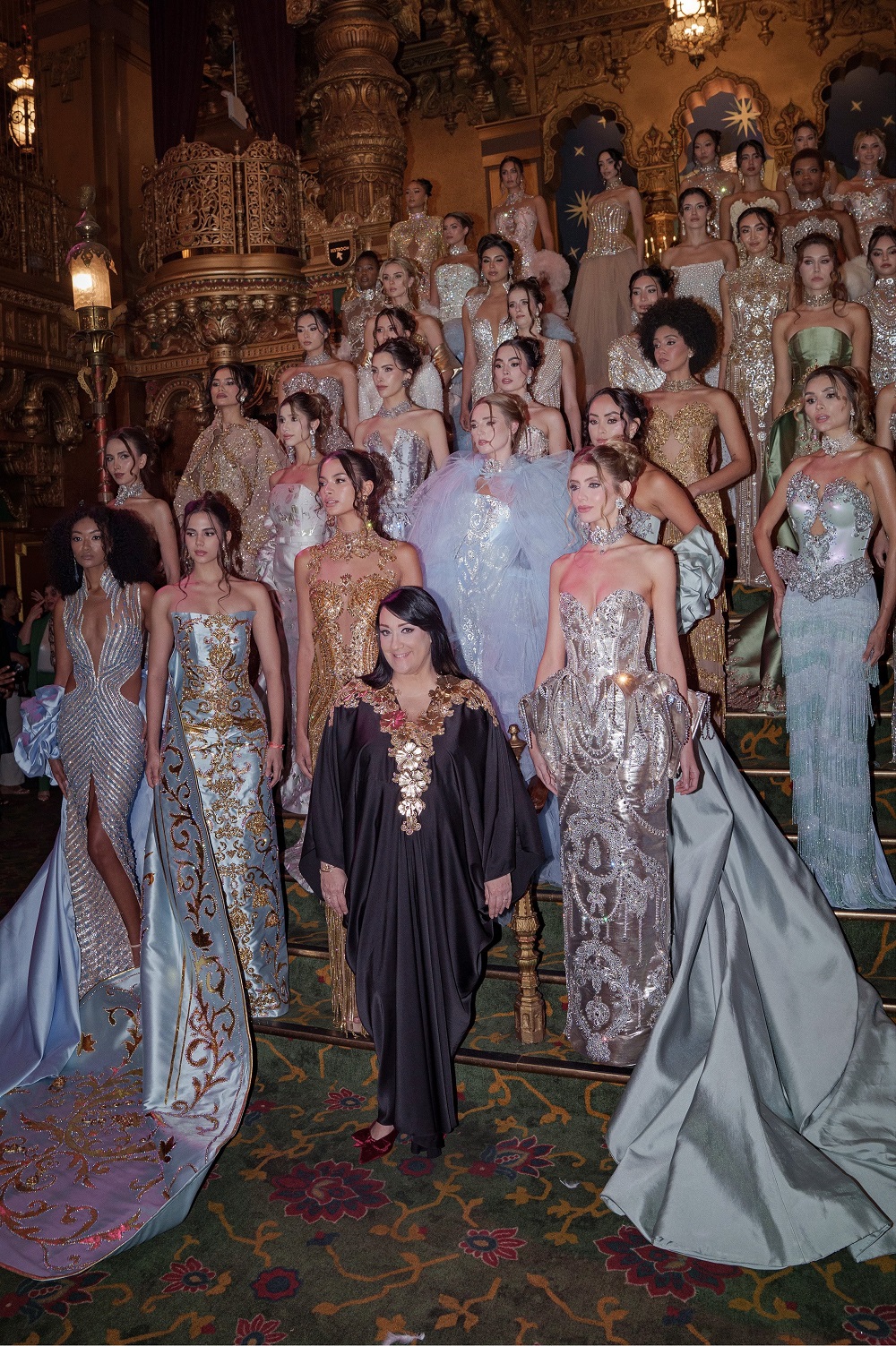 Giannina Azar presenta “Fashion Week 2026” en el United Palace de New York