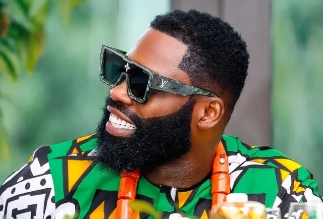 El Influencer británico-nigeriano Igho “Tiny” Ubiribo muere tras cirugía para agrandar su pene