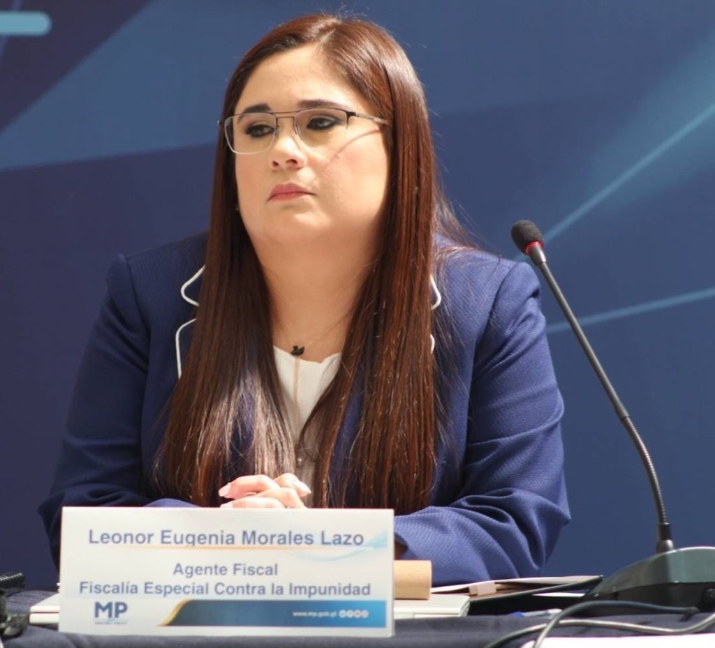 Destituyen a fiscal que buscó impedir que Bernardo Arévalo asuma la presidencia de Guatemala