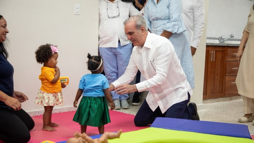 Presidente Abinader inaugura nuevo Caipi República de Colombia