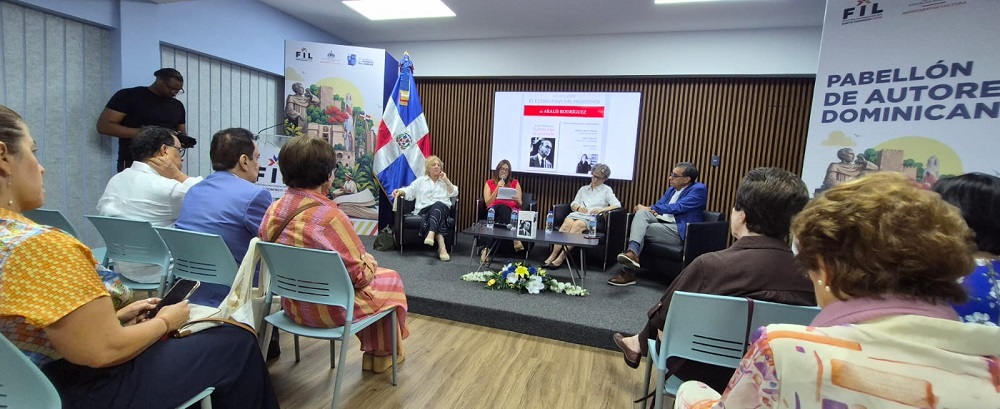 Aralís Rodríguez, León Octavio y Avelino Stanley impactan con obras de ficción, utopía e historia