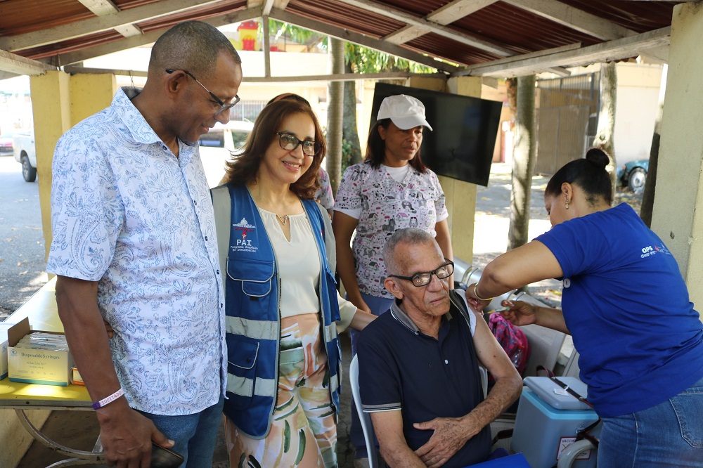 SNTP-SDE en coordinación con CIPESA realiza jornada de vacunación