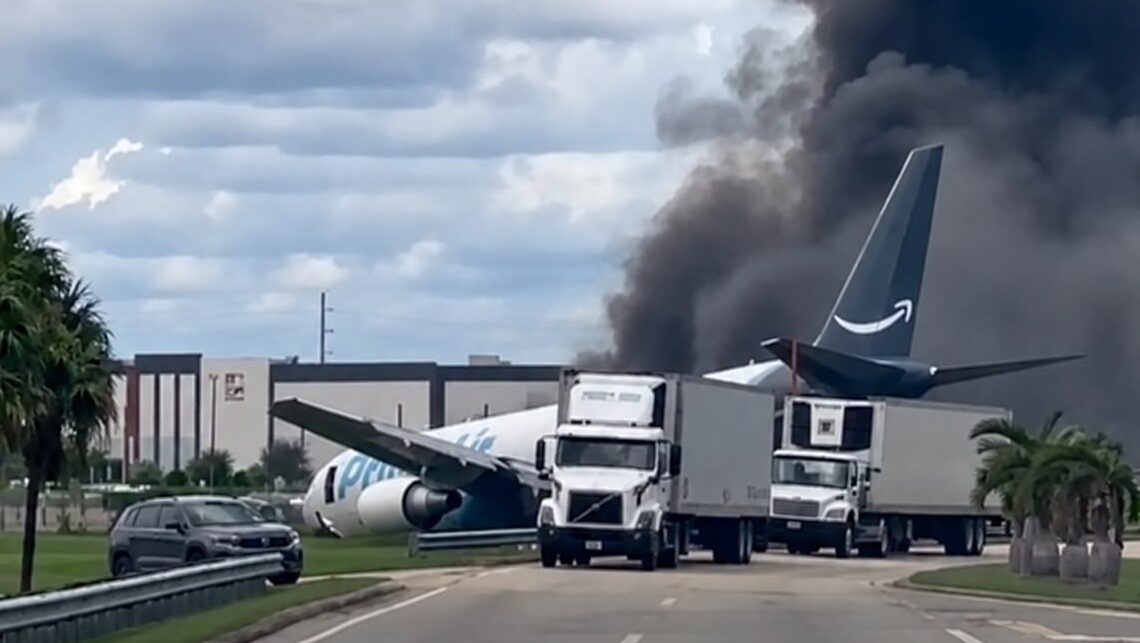 Avión de Amazon se accidenta tras salirse de la pista en el aeropuerto de Miami