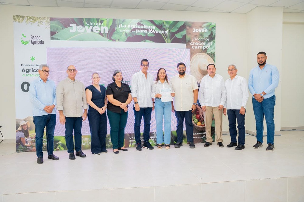 Campo Joven lleva casi RD$3 millones a tasa cero a jóvenes productores de Hato Mayor