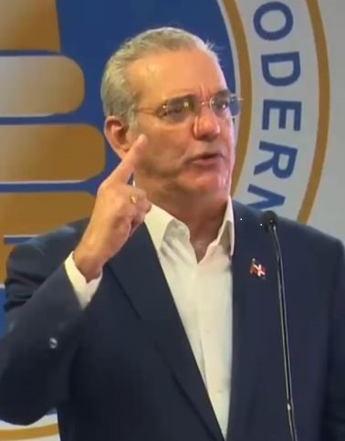 Abinader asegura no tiene candidato, dice habrá imparcialidad en elección interna del PRM