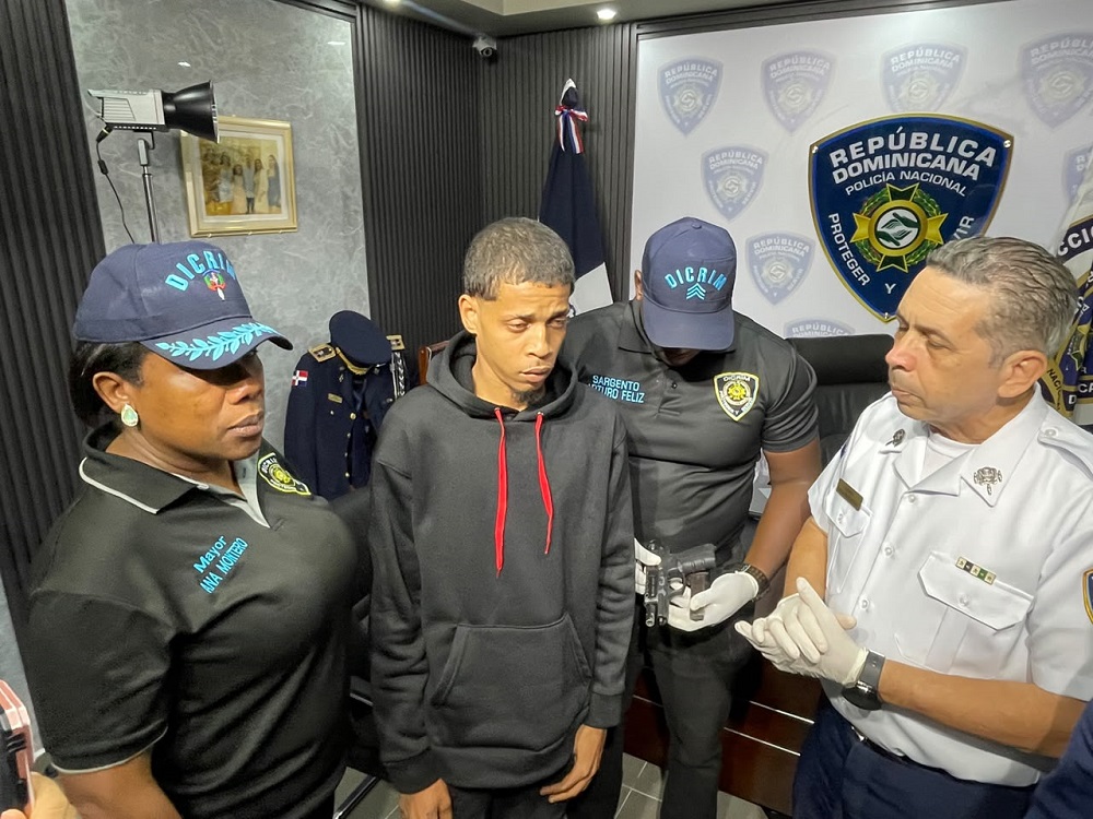 Hombre se entrega a la Policía tras ser señalado en asalto en Villa María