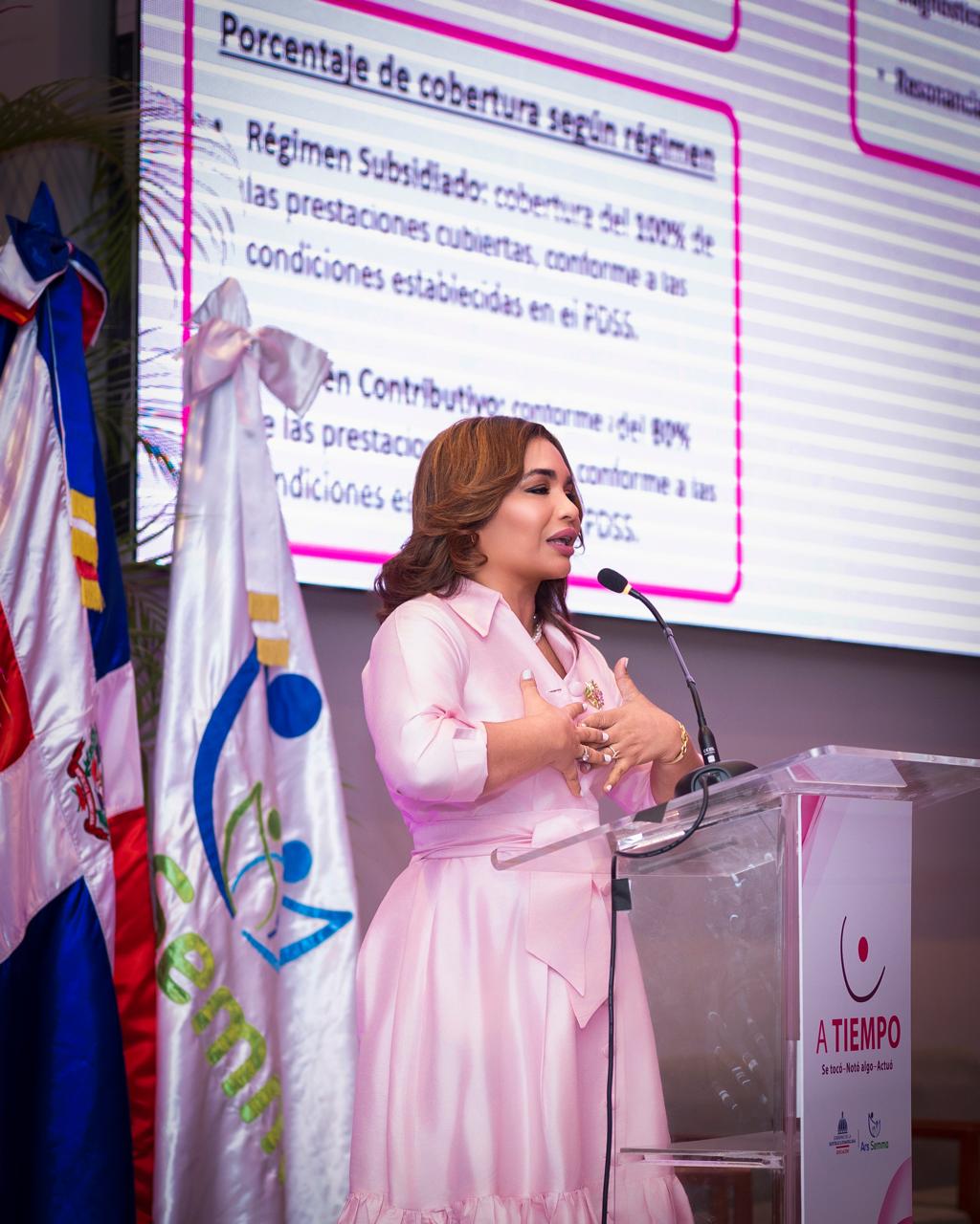 Yocasta Lara destaca prevención y acceso oportuno contra cáncer de mama
