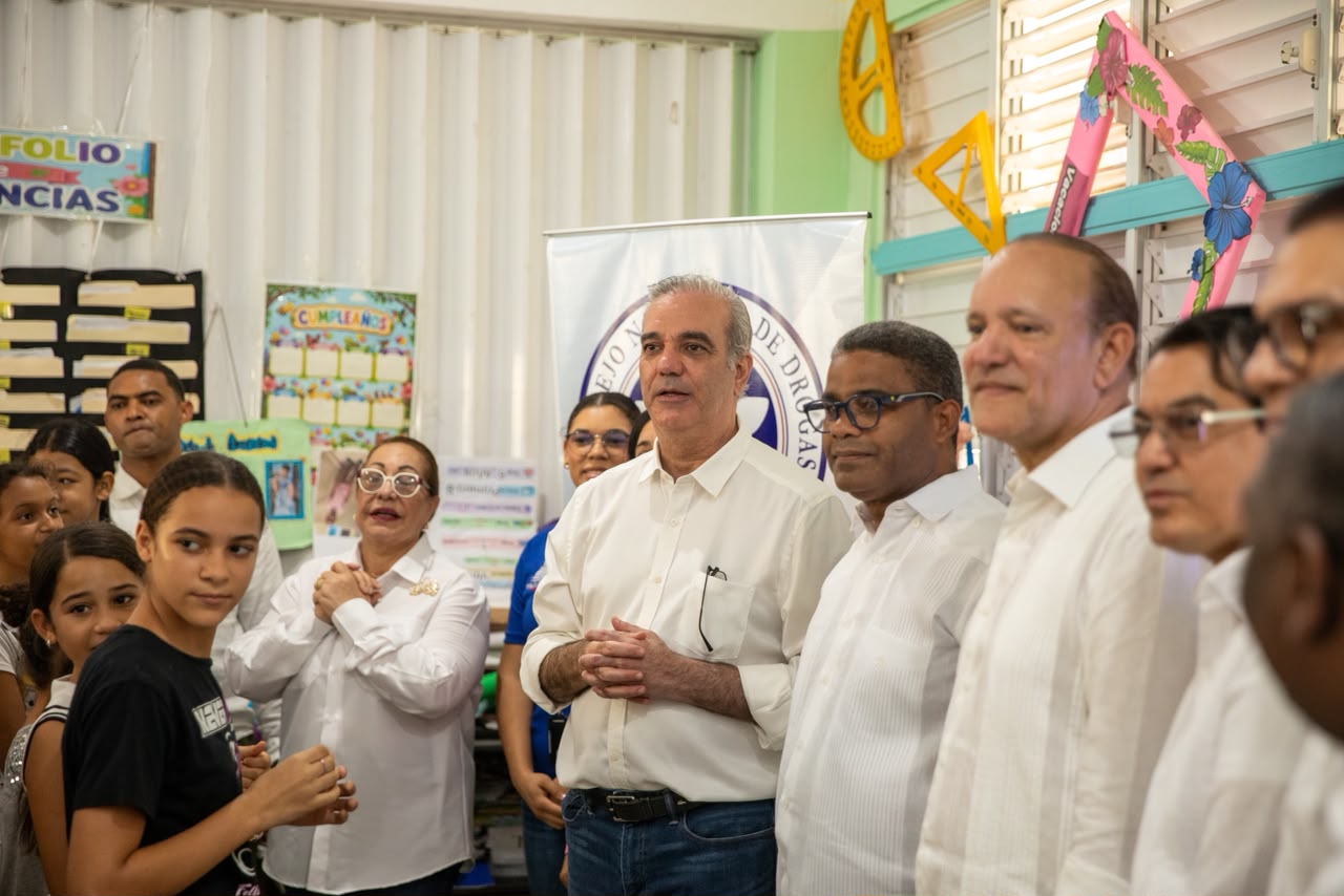 Abinader lleva “Primero Tú” a Santiago e impacta a más de 6 mil personas