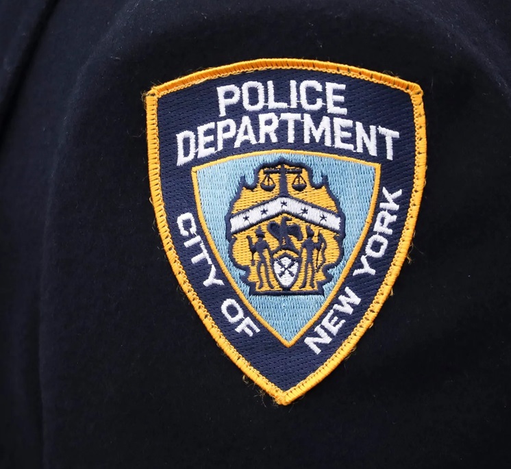 Detienen policía presuntamente dominicano durante un control de tráfico en el Alto Manhattan