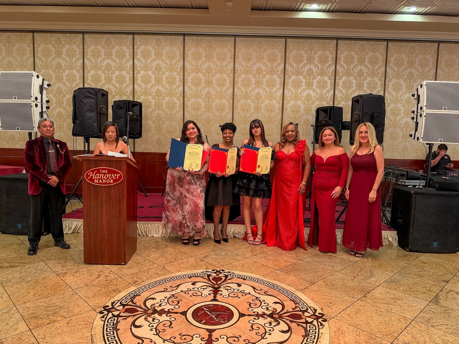 Gala Pro Fondo 2026 reconoce a 25 mujeres líderes en Nueva Jersey