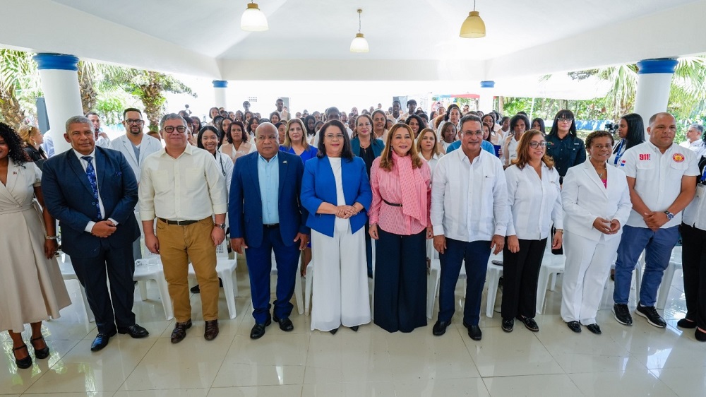 Infotep, Supérate y Fundación Rica capacitan más de mil comunitarios de Básima