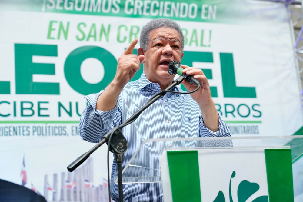 Leonel Fernández: La “ineptitud” del PRM se refleja en inseguridad ciudadana y alto costo de la vida