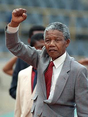 Nelson Mandela está de vuelta