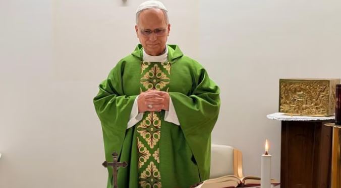Papa León XIV conmocionado por tragedia ferroviaria que enluta a España