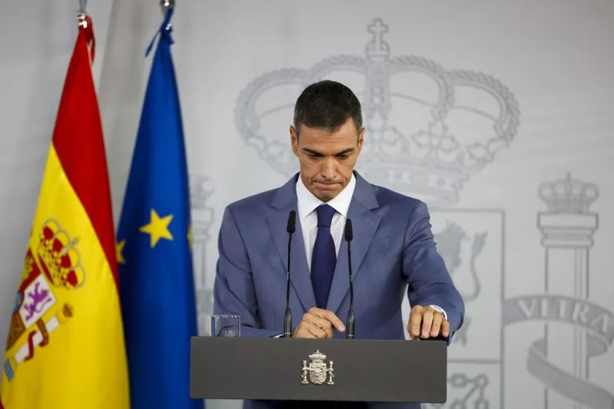 Sánchez expresa su pésame a la familia de Maricarmen y dice sentir su pérdida como propia